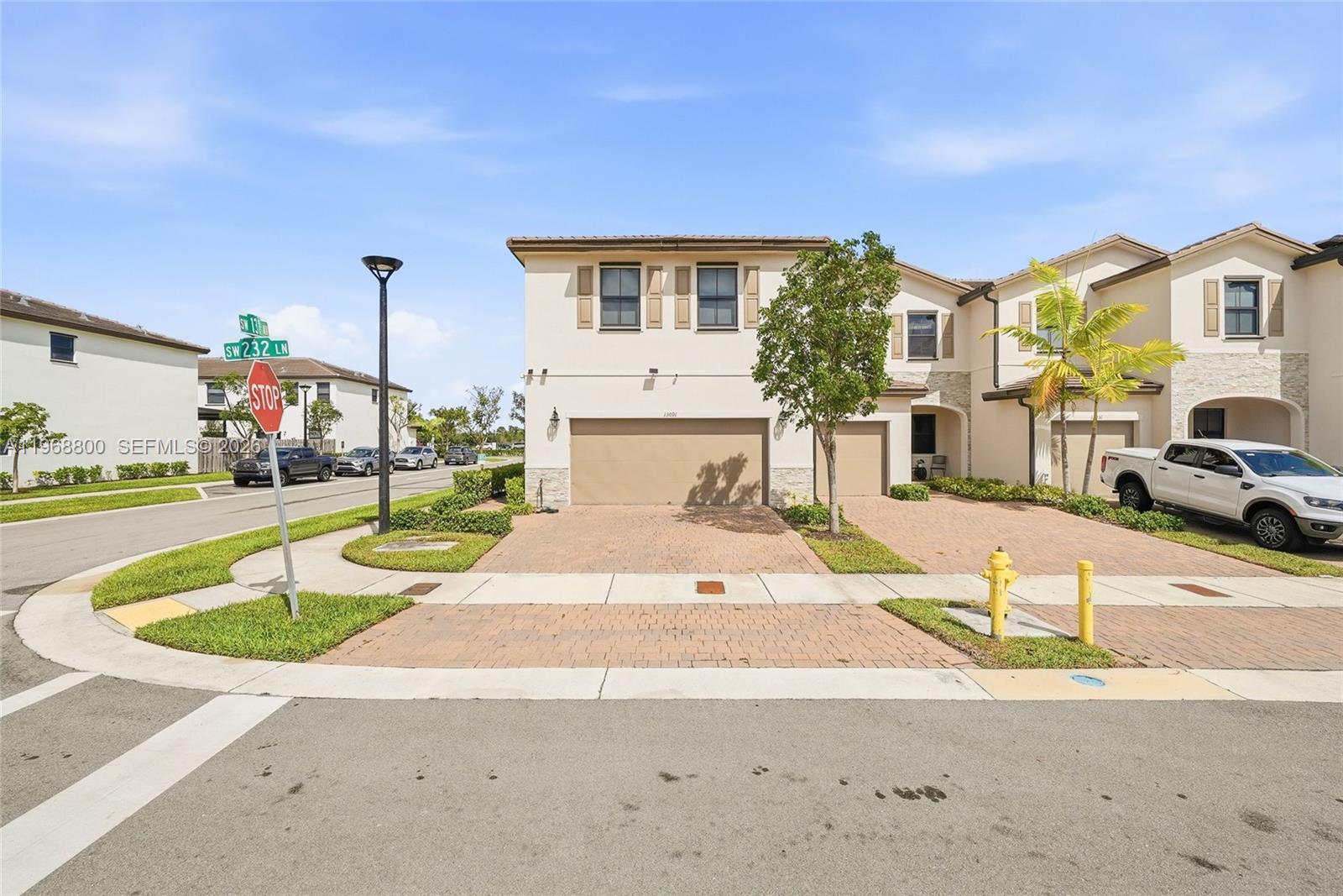 KENDALL ASSEMBLAGE SOUTH - Residential