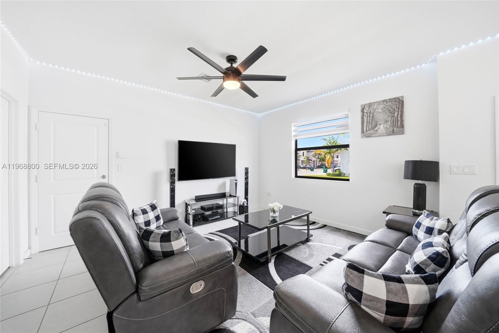 KENDALL ASSEMBLAGE SOUTH - Residential