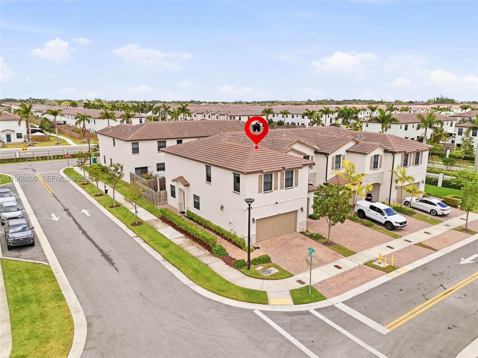 KENDALL ASSEMBLAGE SOUTH - Residential