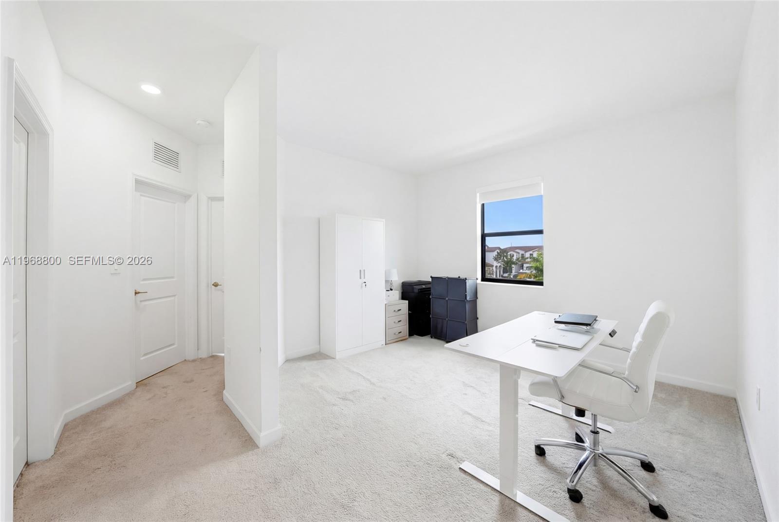 KENDALL ASSEMBLAGE SOUTH - Residential