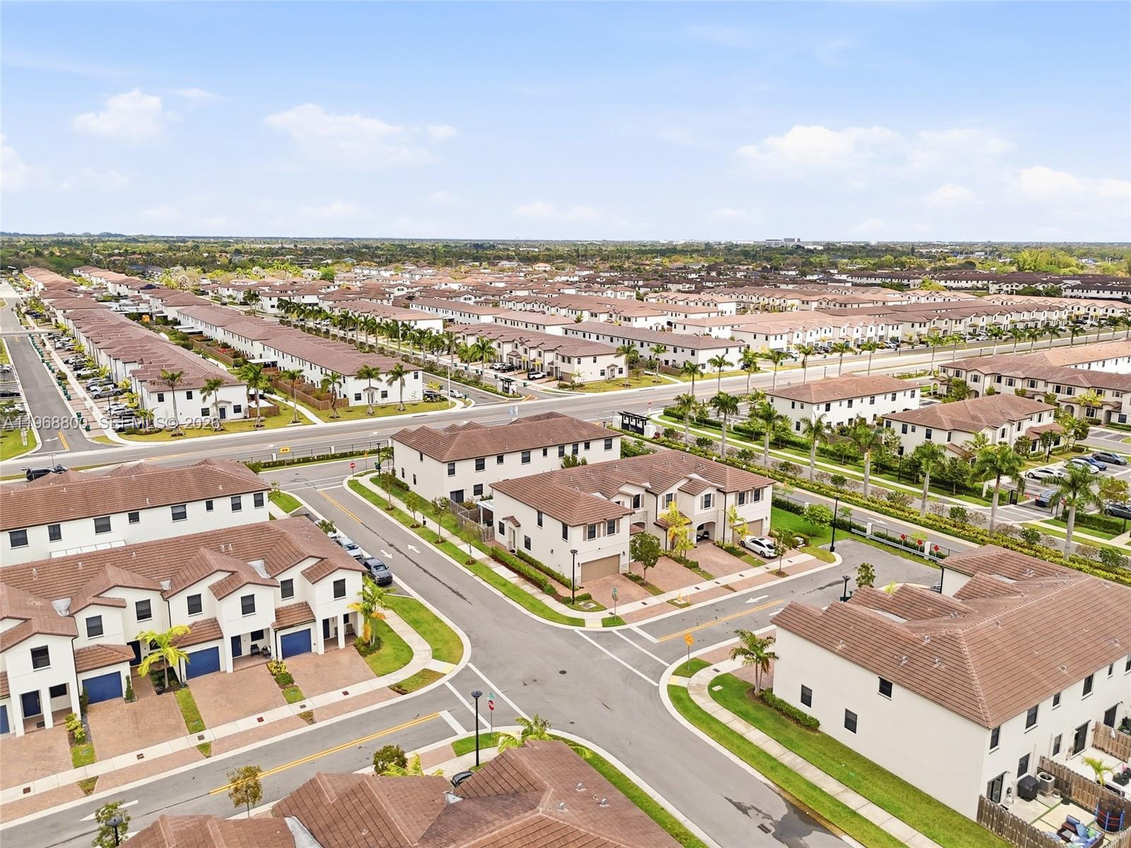 KENDALL ASSEMBLAGE SOUTH - Residential