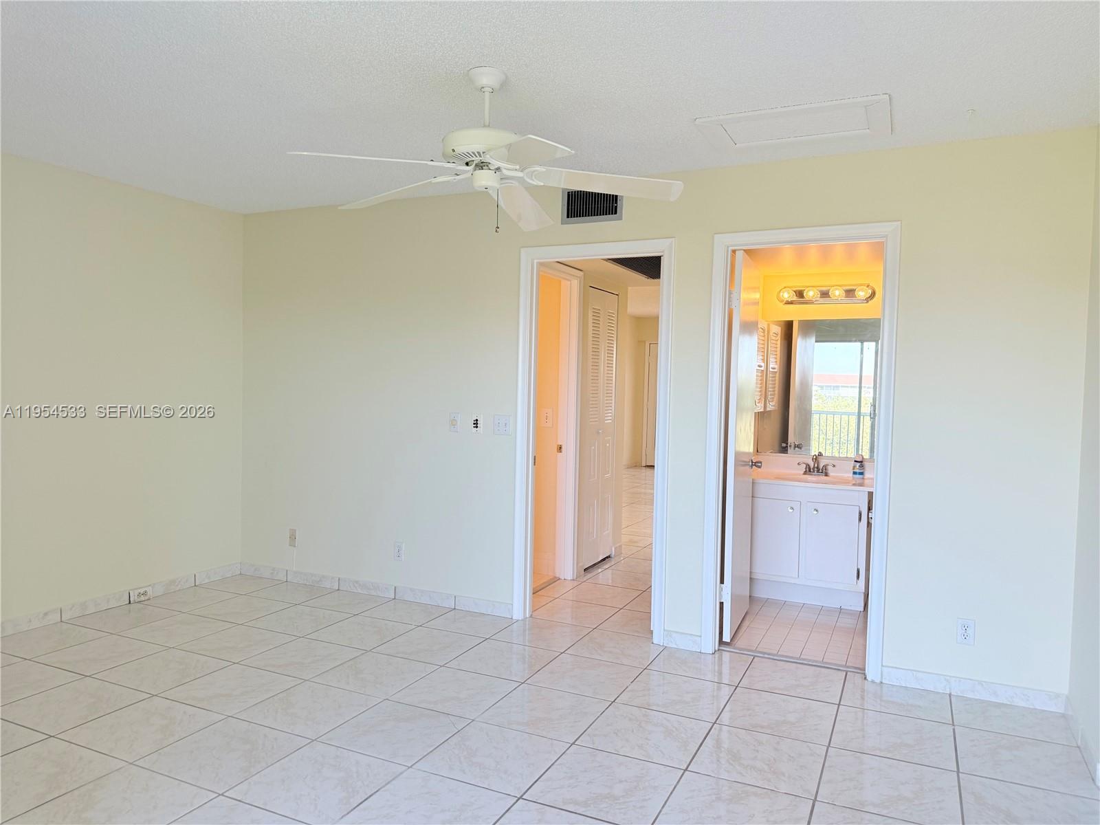 KINGSLEY AT CENTURY VILLA - Residential