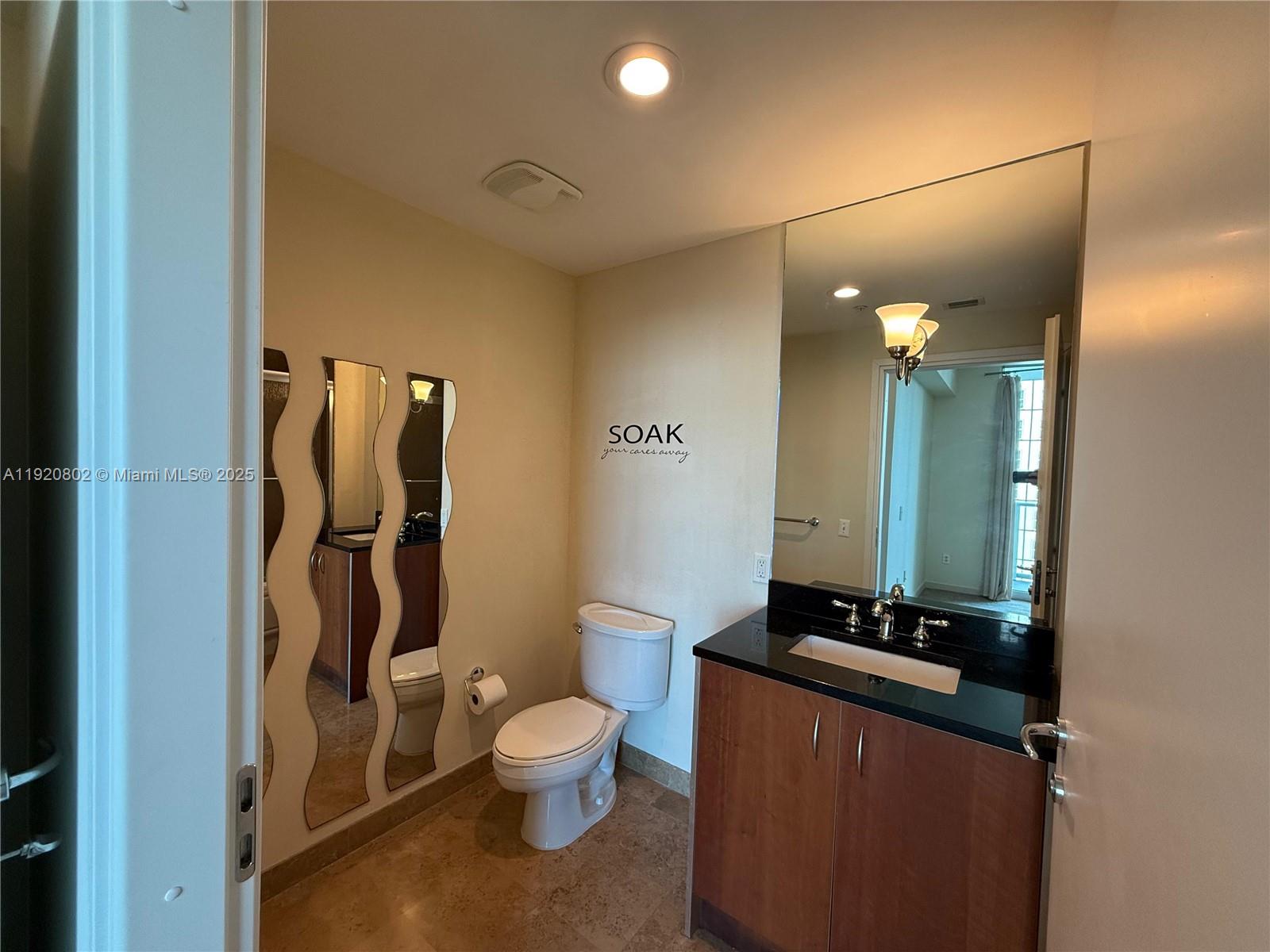 MET 1 CONDO - Residential Lease