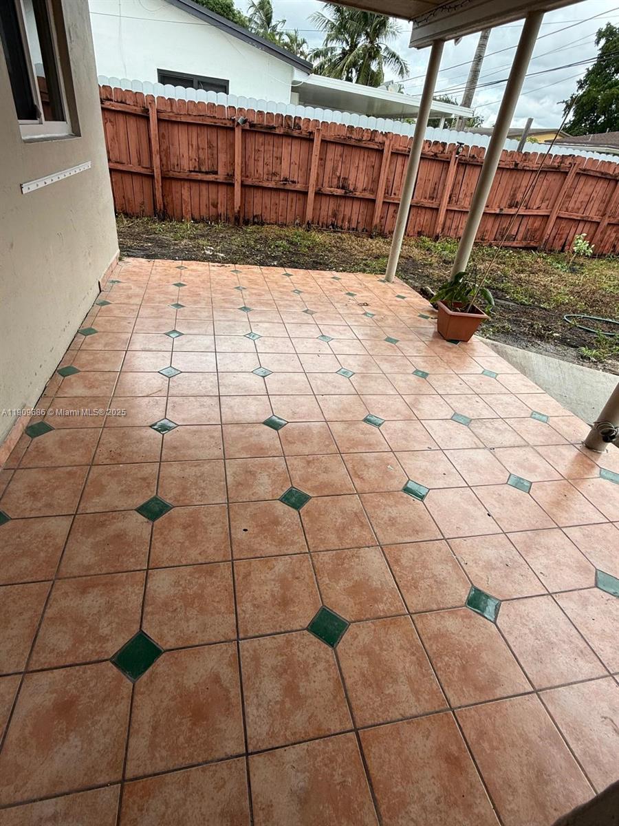 BOULEVARD HEIGHTS SEC - Residential Lease