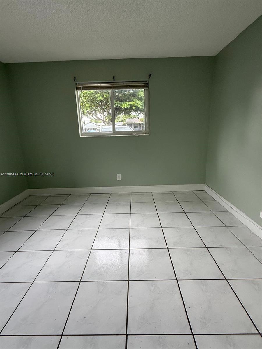 BOULEVARD HEIGHTS SEC - Residential Lease