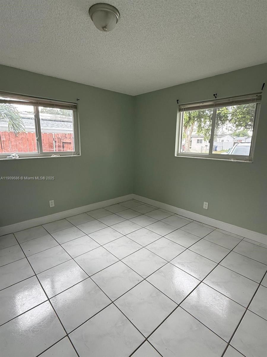 BOULEVARD HEIGHTS SEC - Residential Lease