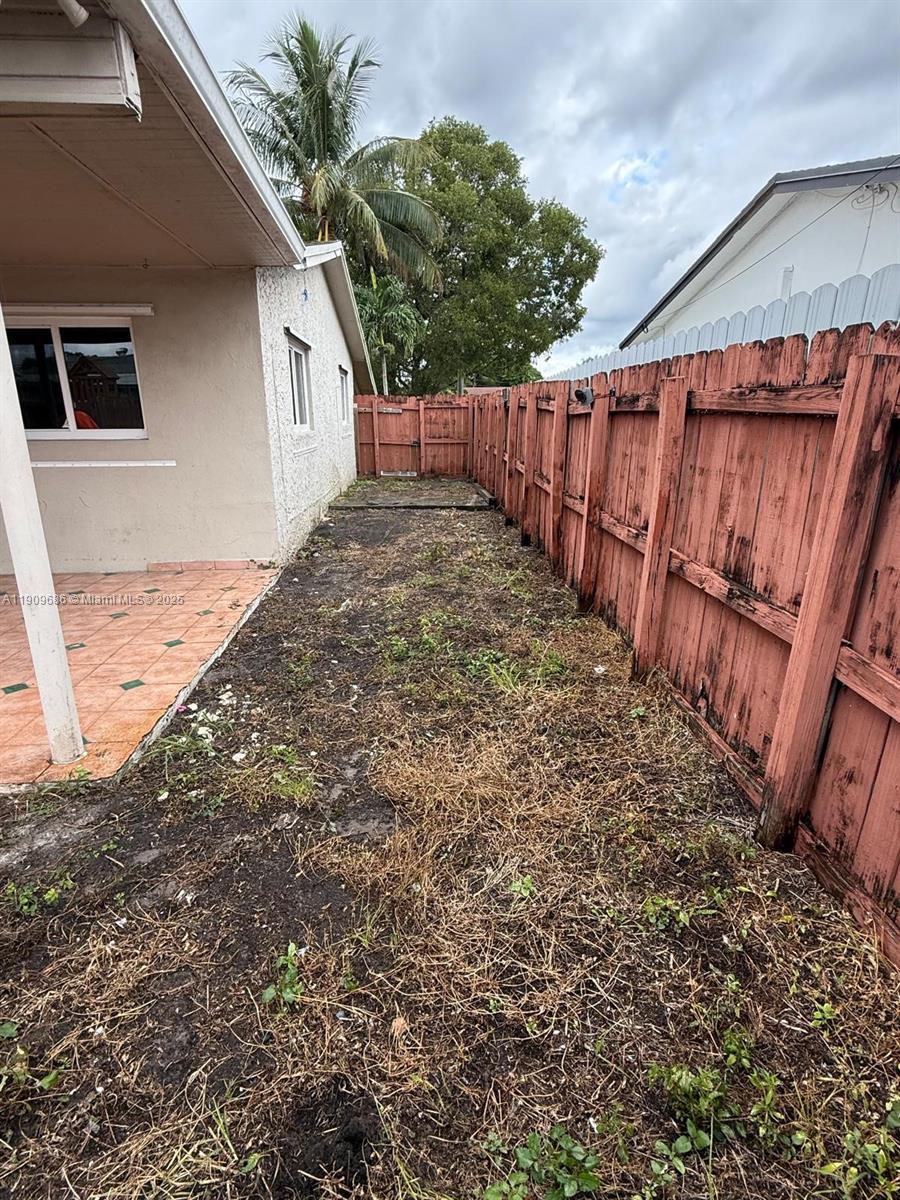 BOULEVARD HEIGHTS SEC - Residential Lease