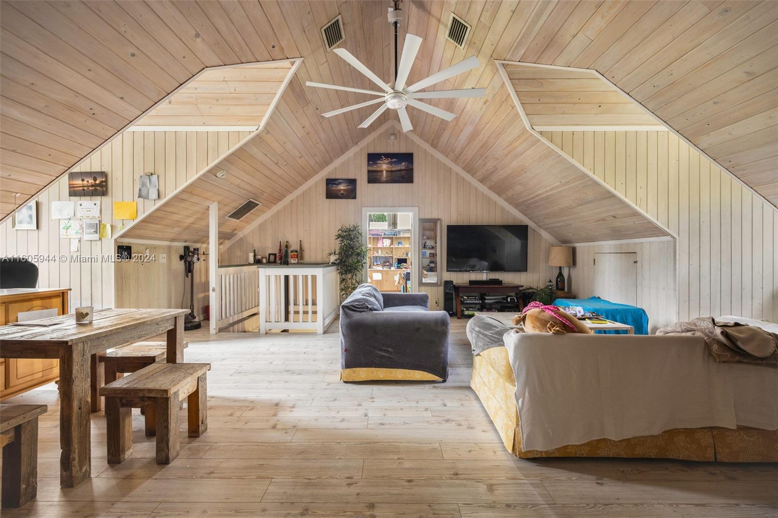 FELIX PARK HOME ACRES - Residential