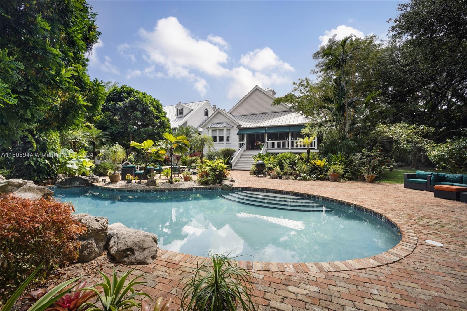 FELIX PARK HOME ACRES - Residential