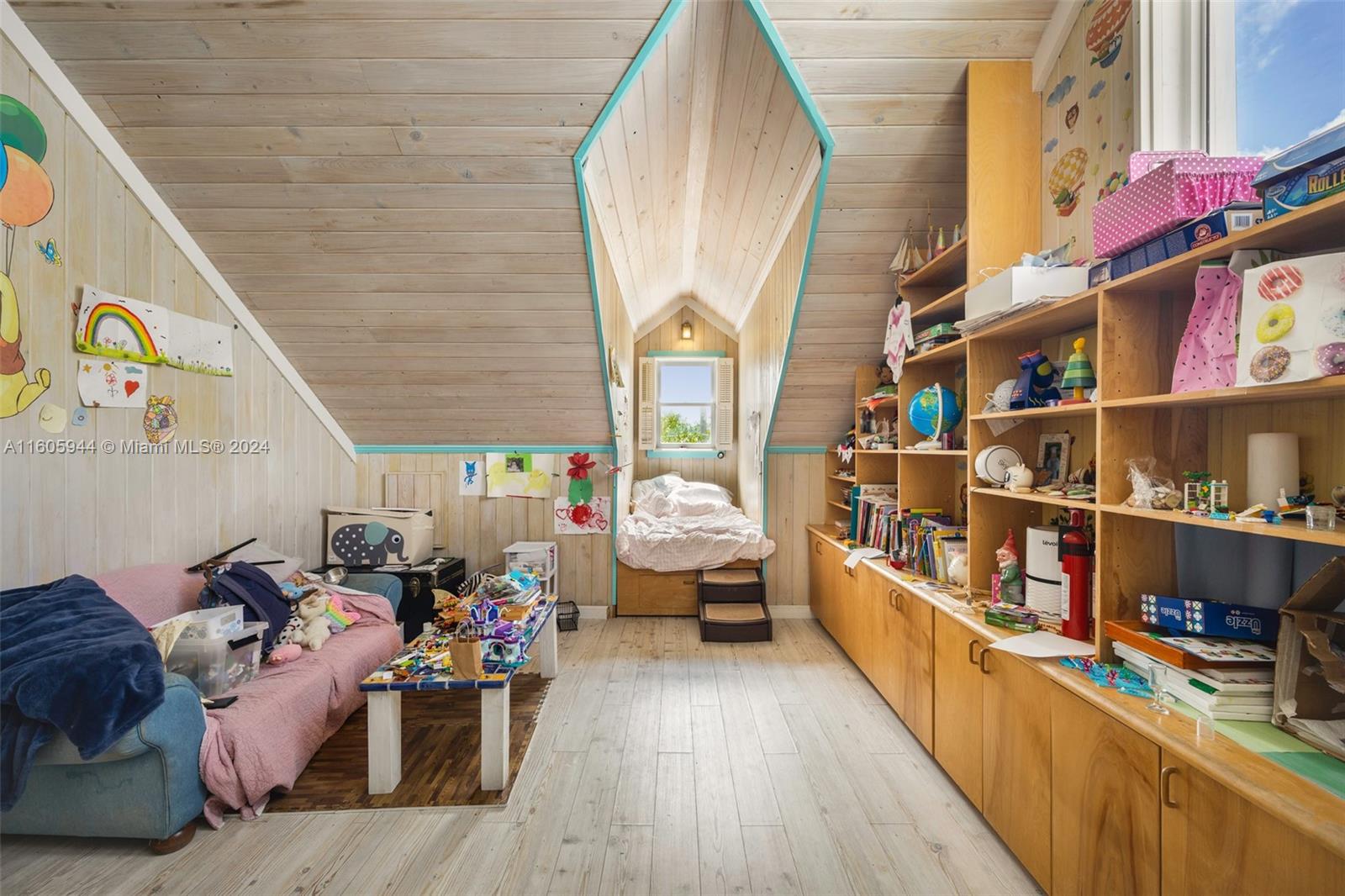 FELIX PARK HOME ACRES - Residential