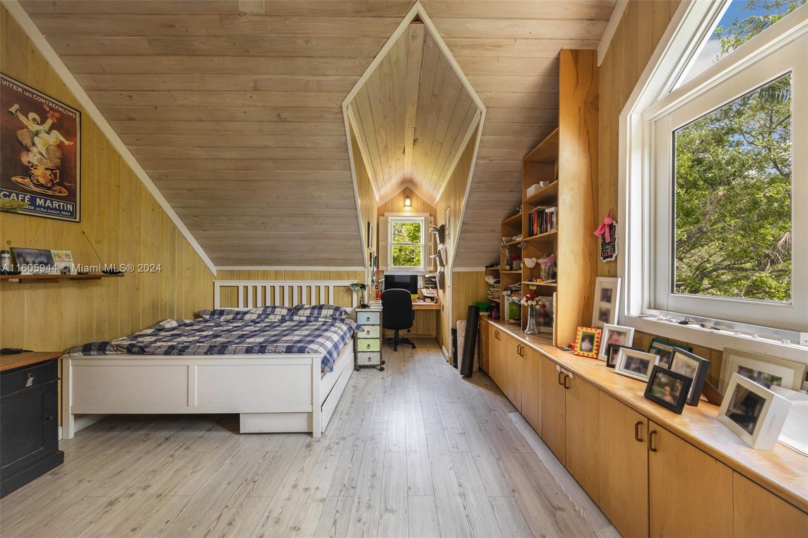 FELIX PARK HOME ACRES - Residential