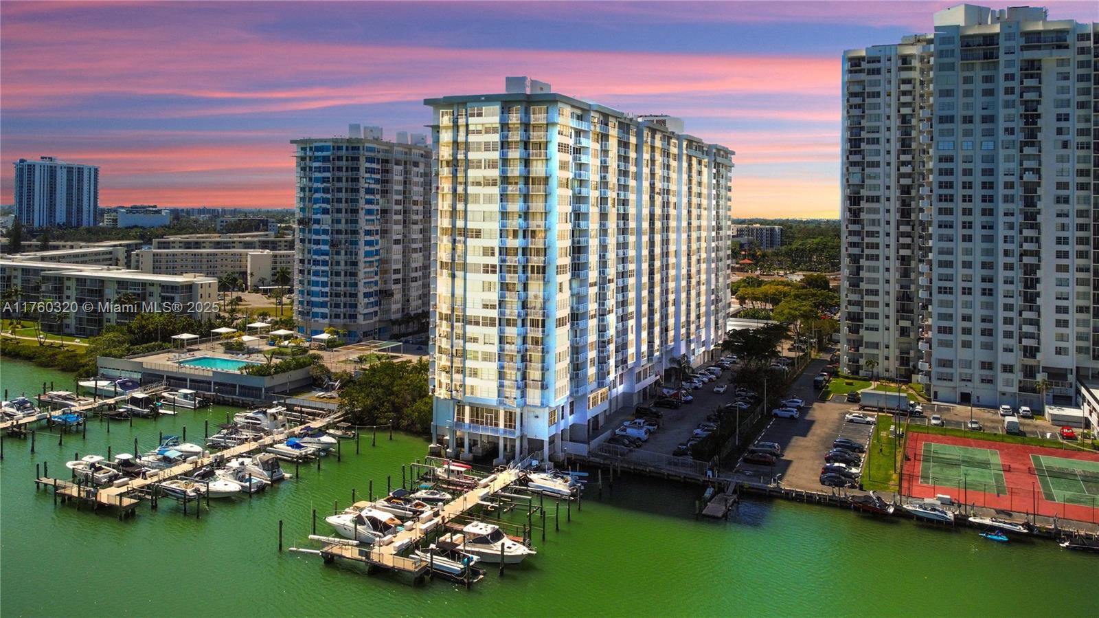 DEL PRADO CONDO - Residential