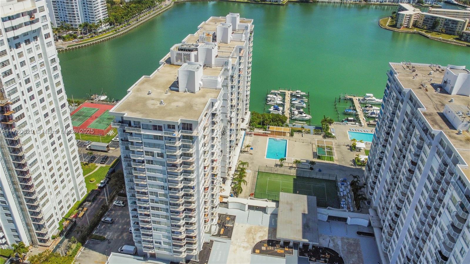 DEL PRADO CONDO - Residential