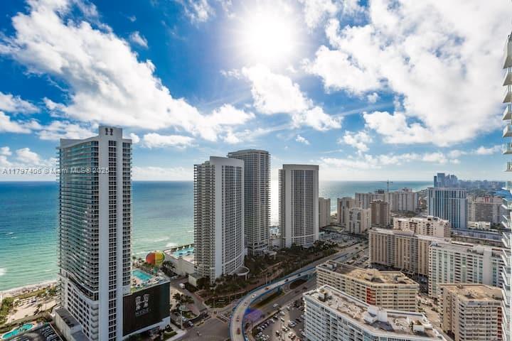 4010 SOUTH OCEAN CONDO - Residential Lease