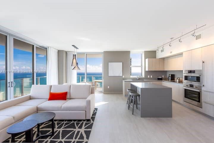 4010 SOUTH OCEAN CONDO - Residential Lease