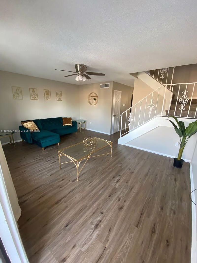 Don’t miss this exceptional opportunity to lease a spacious and beautifully maintained 2-bedroom, 2.5-bathroom condo in a highly desirable location! This fully furnished unit is move-in ready and offers a seamless blend of comfort, style, and convenience — perfect for professionals, small families, or anyone seeking a stress-free rental experience.
This unit also features in-unit laundry, central air conditioning, and private outdoor space — perfect for relaxing or entertaining. All utilities (electric, water, sewer, trash, and internet) are included in the monthly rent, making budgeting easy and predictable.
UTILITIES INCLUDED IN RENT