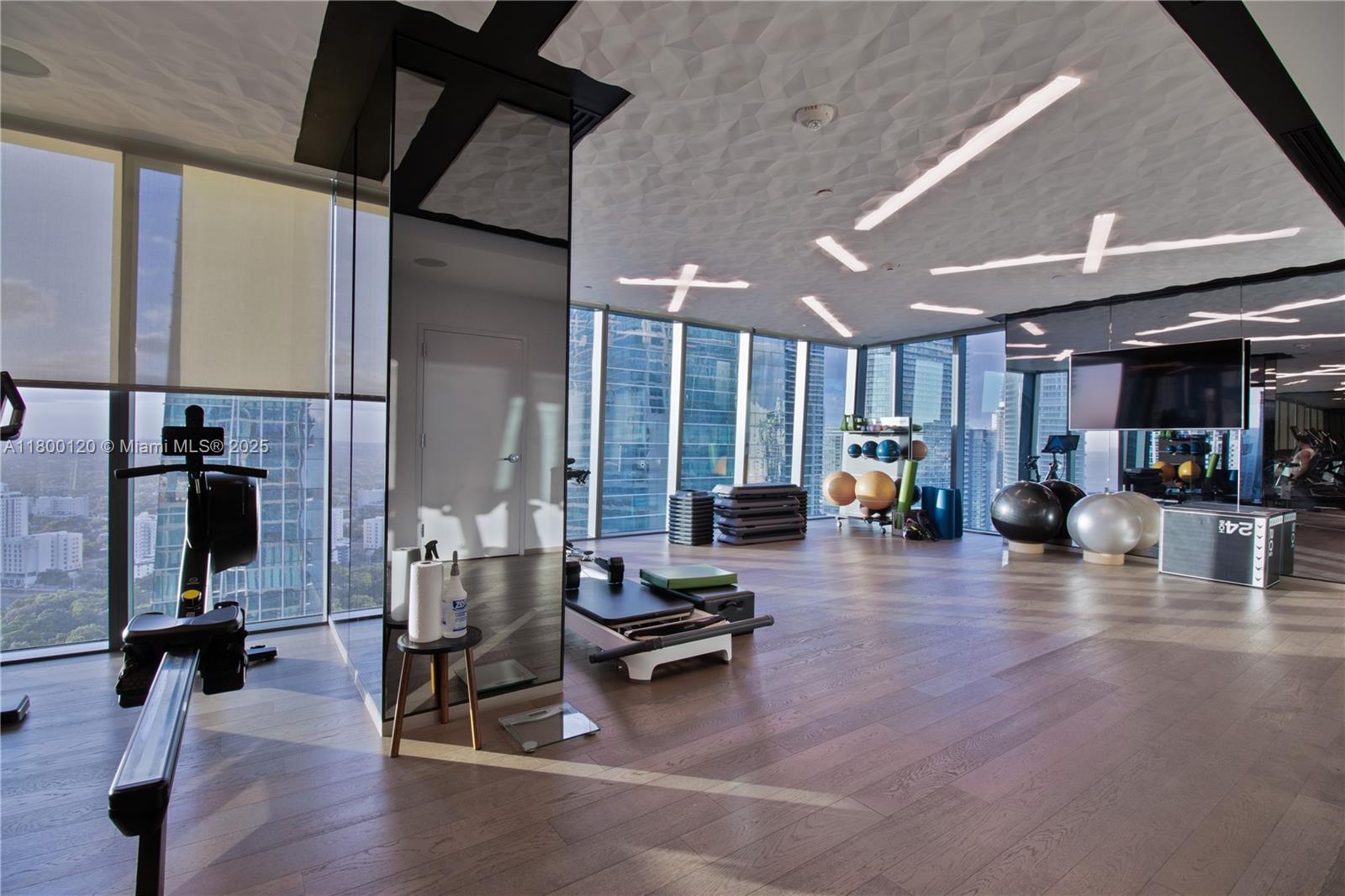 ECHO BRICKELL CONDO - Residential Lease