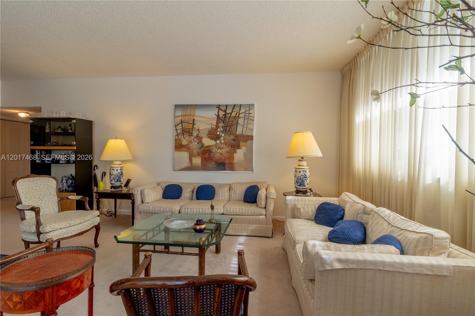 WINSTON TOWERS 500 CONDO - Residential