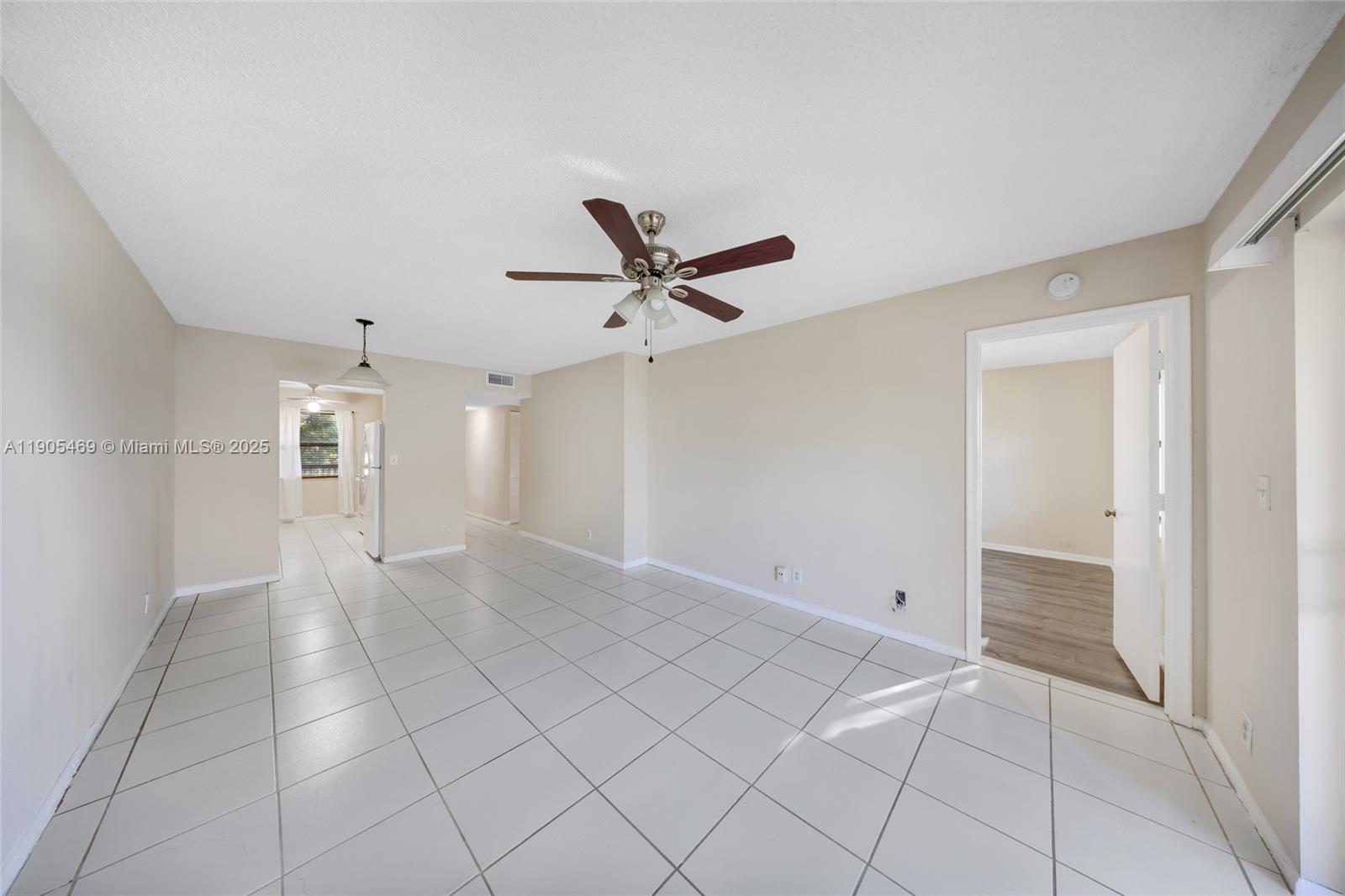 WELLEBY SHORES CONDOMINIU - Residential