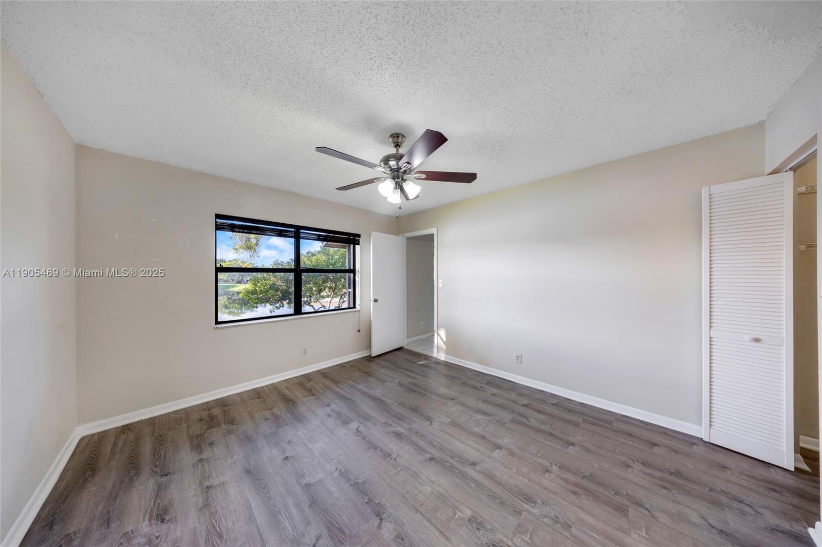 WELLEBY SHORES CONDOMINIU - Residential