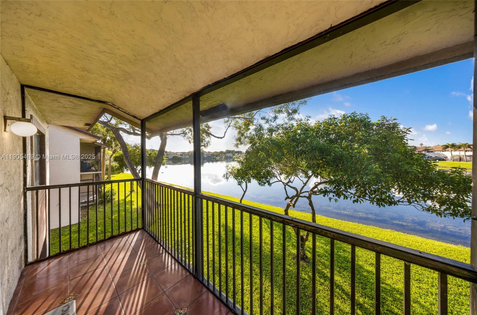 WELLEBY SHORES CONDOMINIU - Residential