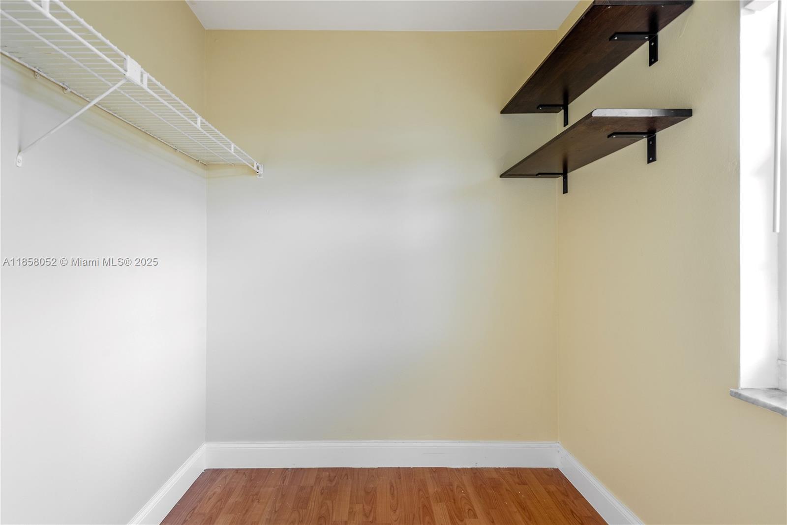 ARROWHEAD GOLF & TENNIS C - Residential Lease