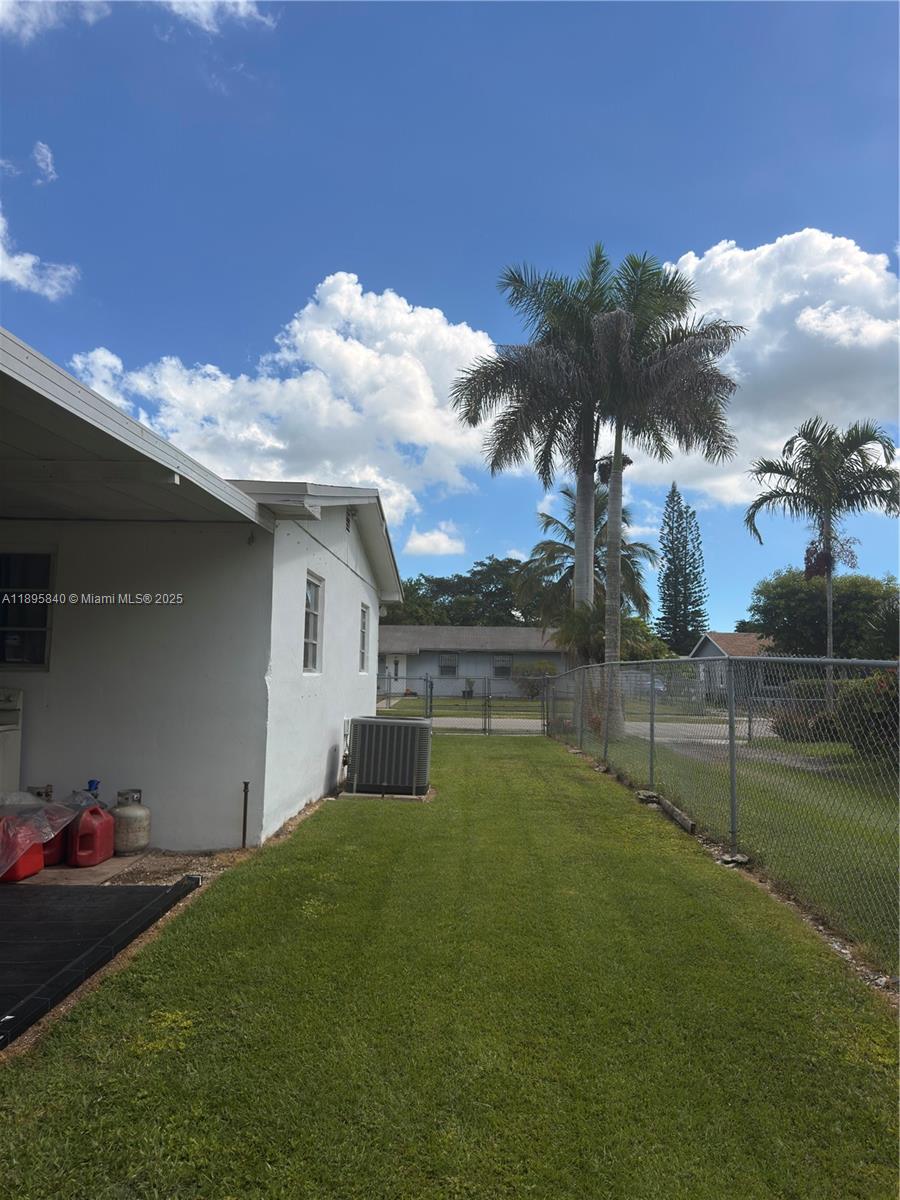 PALMLAND HOMES SOUTH NO S - Residential