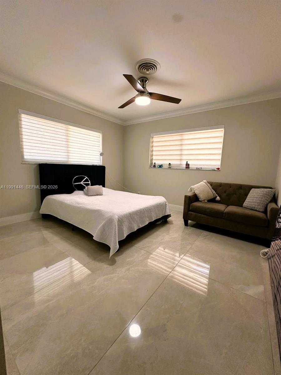 JENADA ISLE - Residential