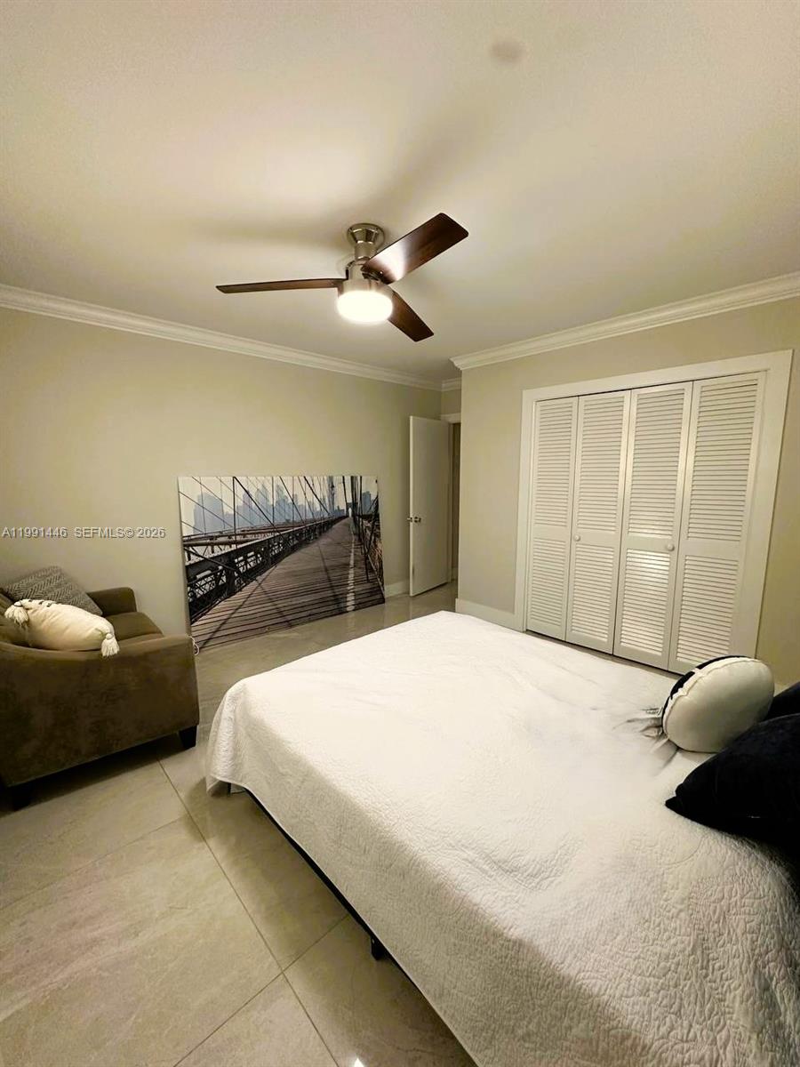 JENADA ISLE - Residential