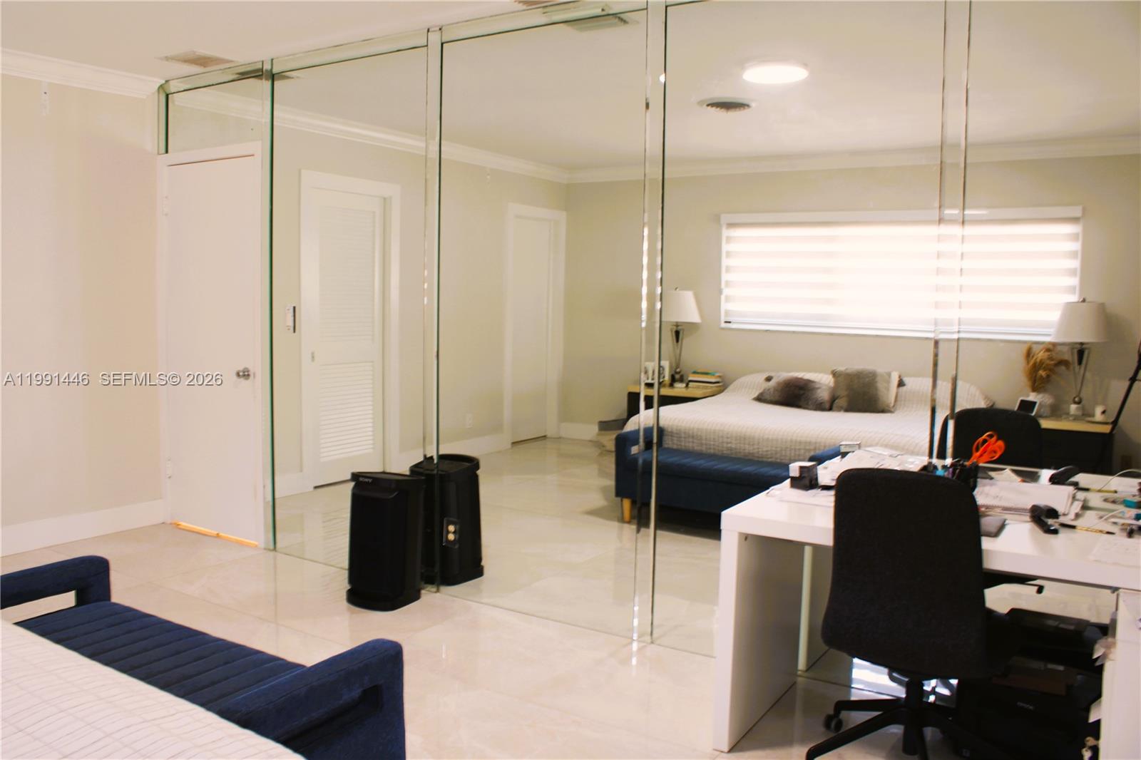 JENADA ISLE - Residential