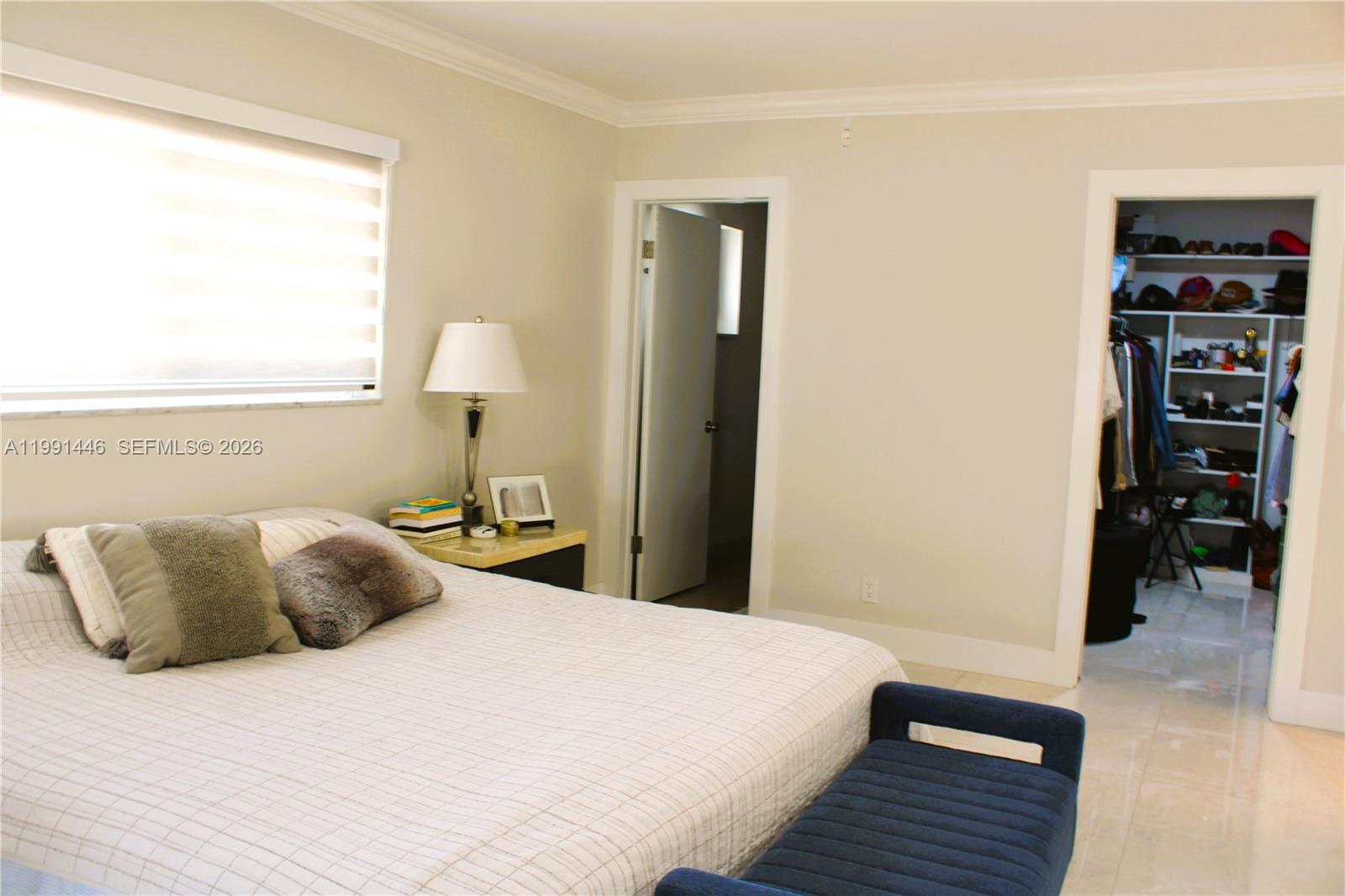 JENADA ISLE - Residential