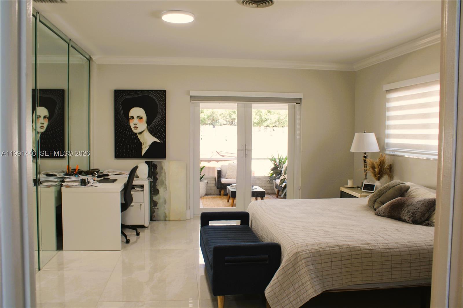 JENADA ISLE - Residential