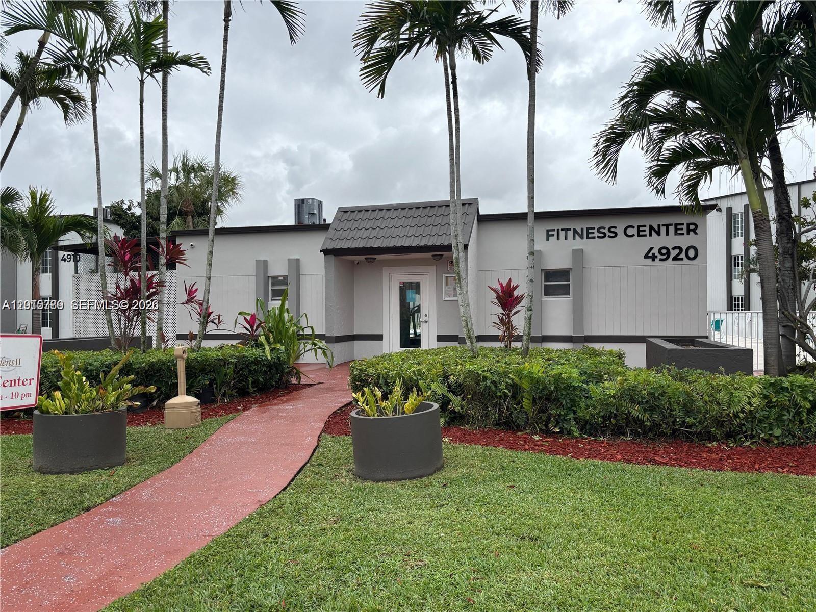 DORAL GARDENS II CONDO - Residential