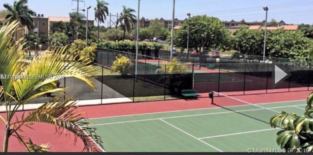 DORAL GARDENS II CONDO - Residential