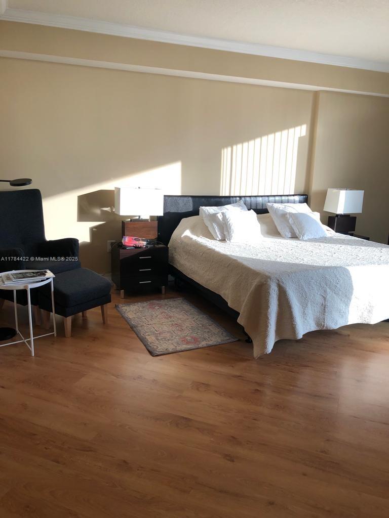 100 HIDDEN BAY CONDO - Residential Lease