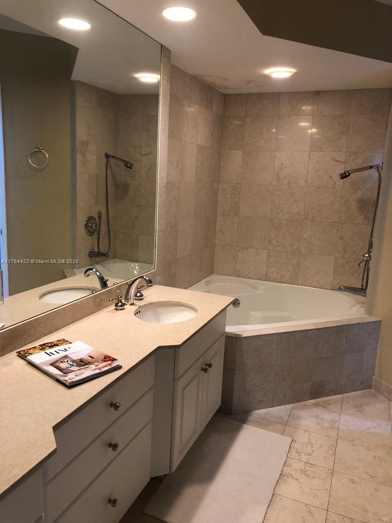 100 HIDDEN BAY CONDO - Residential Lease