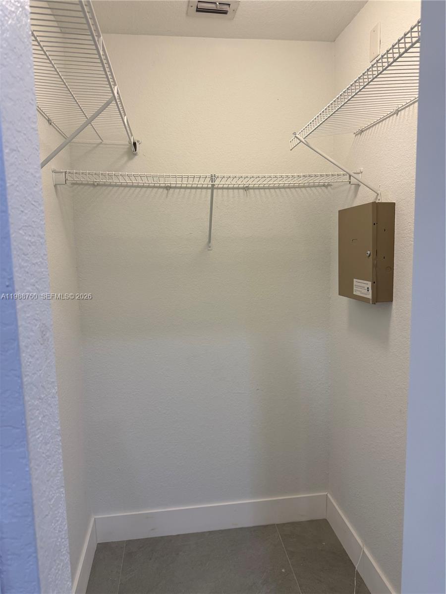 STERLING TOWNHOMES CONDO - Residential Lease