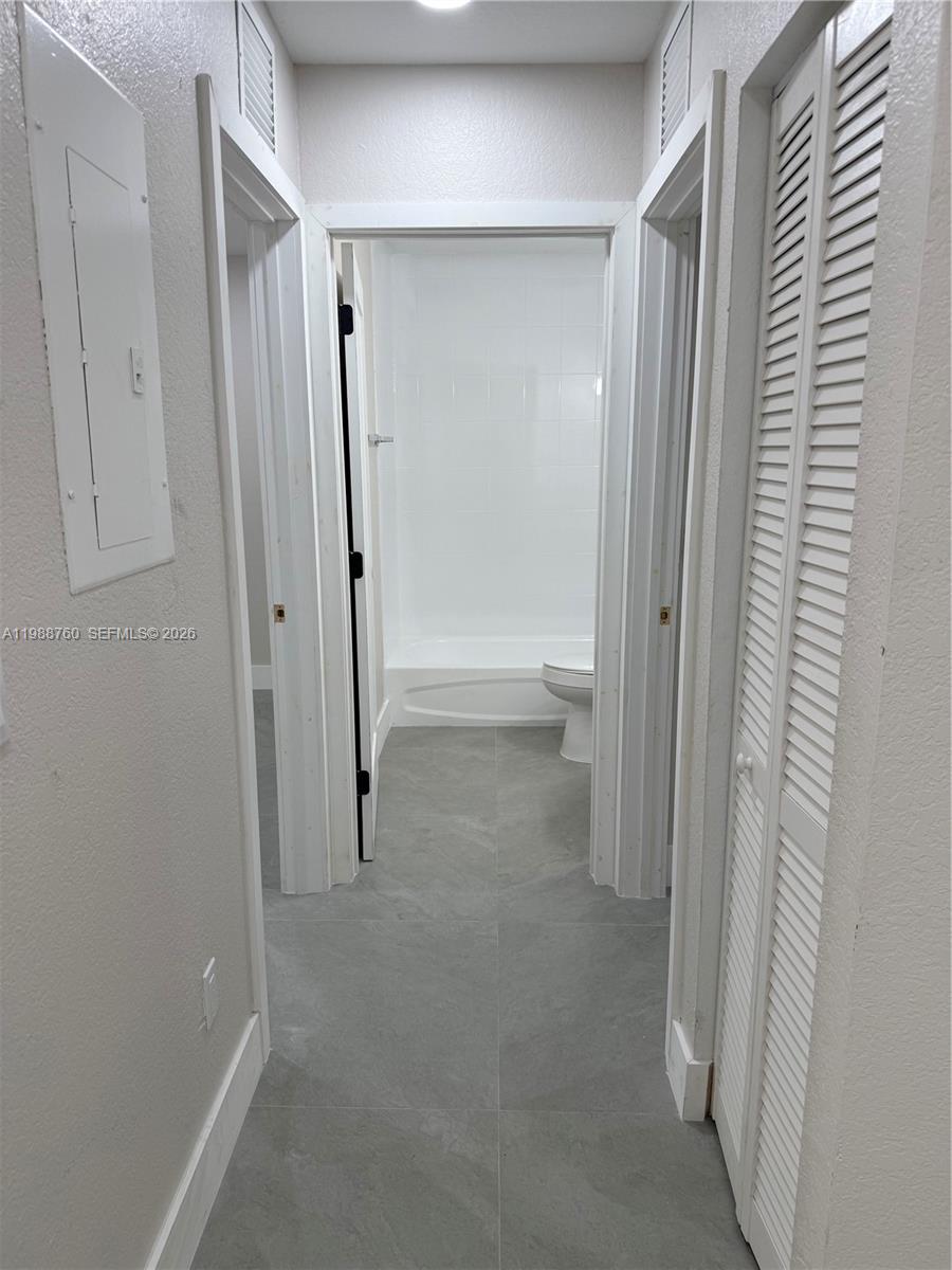 STERLING TOWNHOMES CONDO - Residential Lease