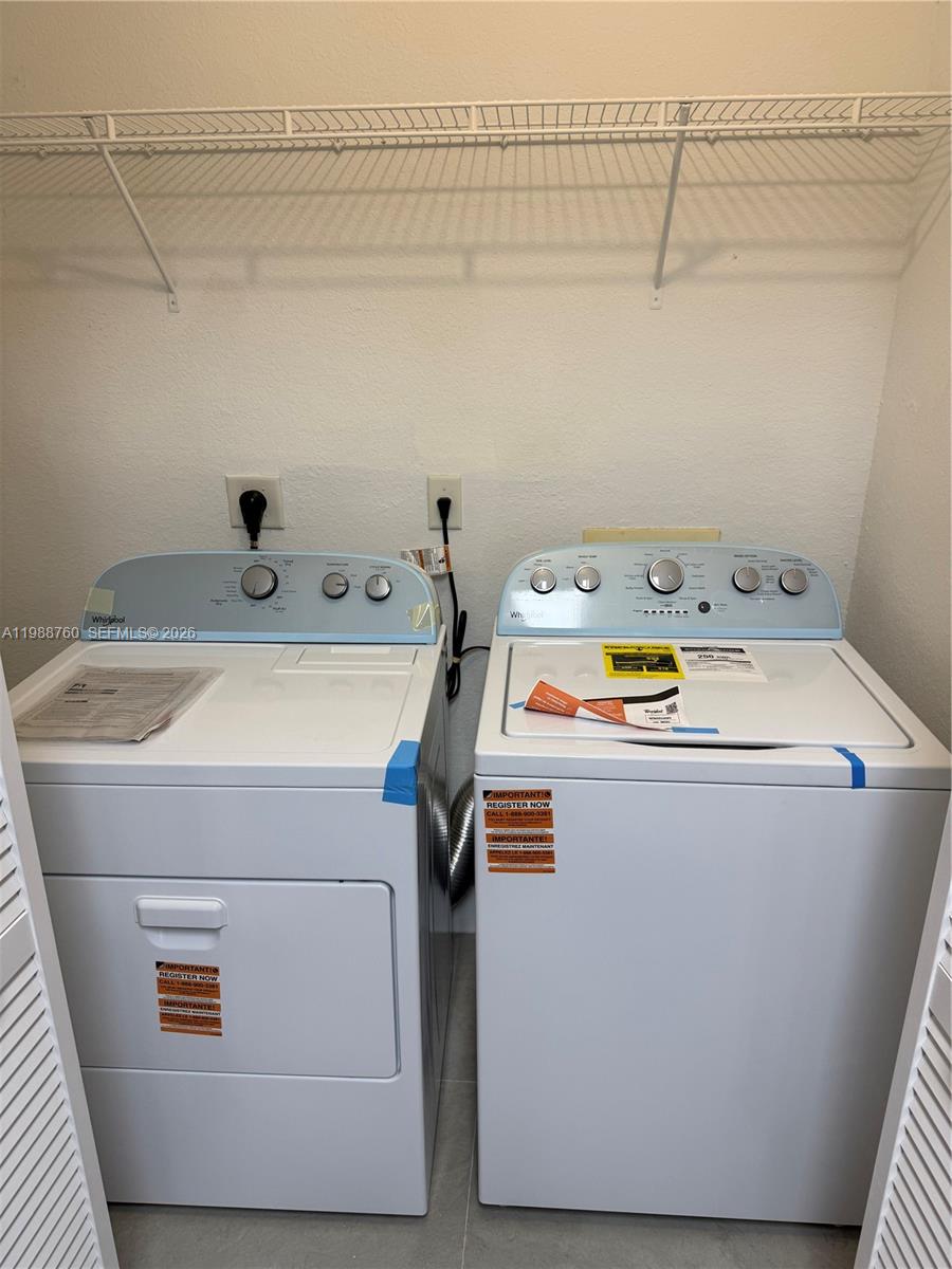 STERLING TOWNHOMES CONDO - Residential Lease