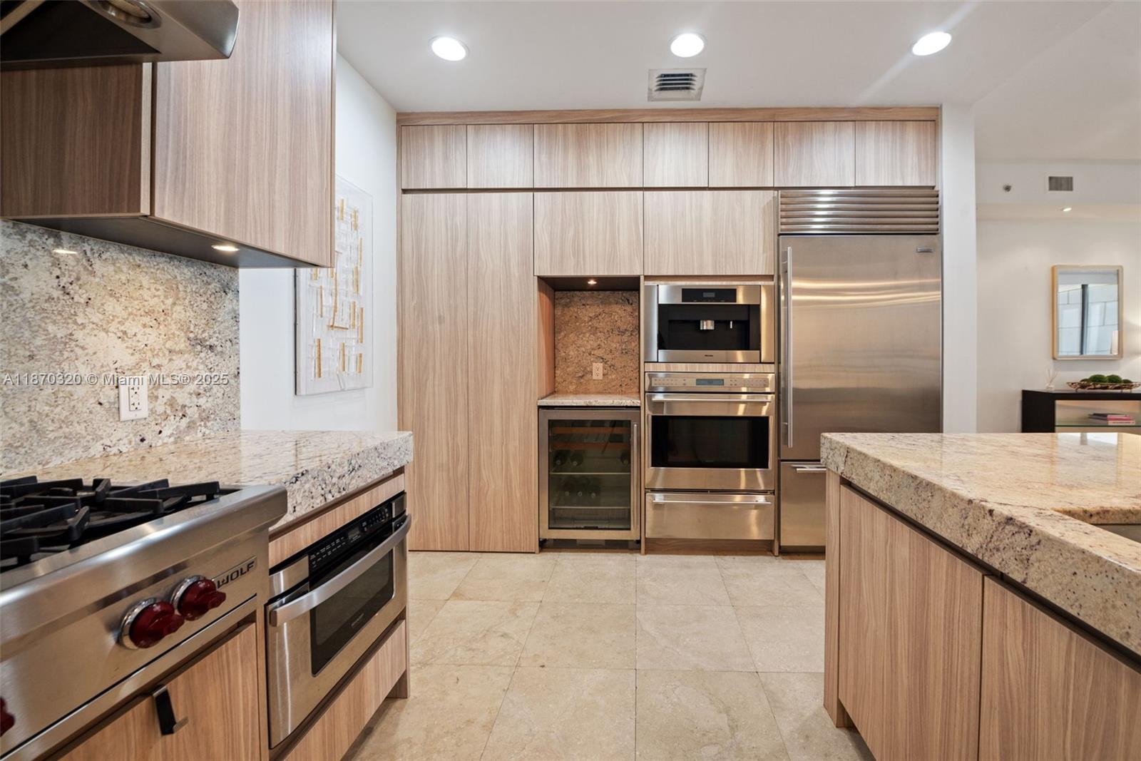 BAL HARBOUR NORTH SOUTH C - Residential