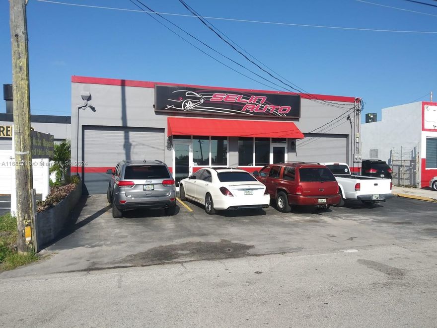 Prime commercial property in East Hallandale Beach! This 4,850 SF warehouse sits on a 13,753 SF lot with direct frontage on North Dixie Hwy. The building features 15' high ceilings, two street-level roll-up doors, and a built-out office with a waiting area, all in excellent condition. Zoned Central RAC, it supports various commercial uses like office, retail, multifamily, and restaurant. A standout feature is its rare grandfathered-in approval for auto collision, mechanic, and auto dealership operations, highly sought after in this area. The sale includes business value, licenses, equipment, and inventory, offering an exceptional opportunity for seamless operations. Don’t miss this unique investment!