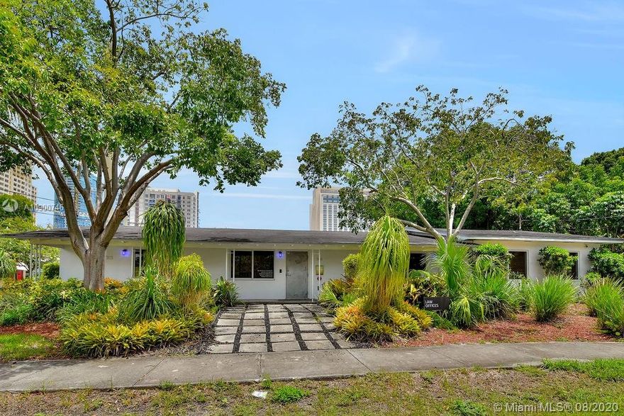 This freestanding building with on-site parking is located in the newly developed Tarpon River Entertainment District. You have the option to lease the full 2000 sq ft, featuring four private offices and a large open area for flexible options, three bathrooms, including an ADA compliant restroom, a shower, a kitchen area, and a breakroom. Or, the option to divide into two units of 1000 sq ft each, with all the above-mentioned features. The building is equipped with hurricane impact windows and doors and is just moments away from Downtown, Las Olas Blvd, Retail Shops, Restaurants, and Fort Lauderdale Airport.