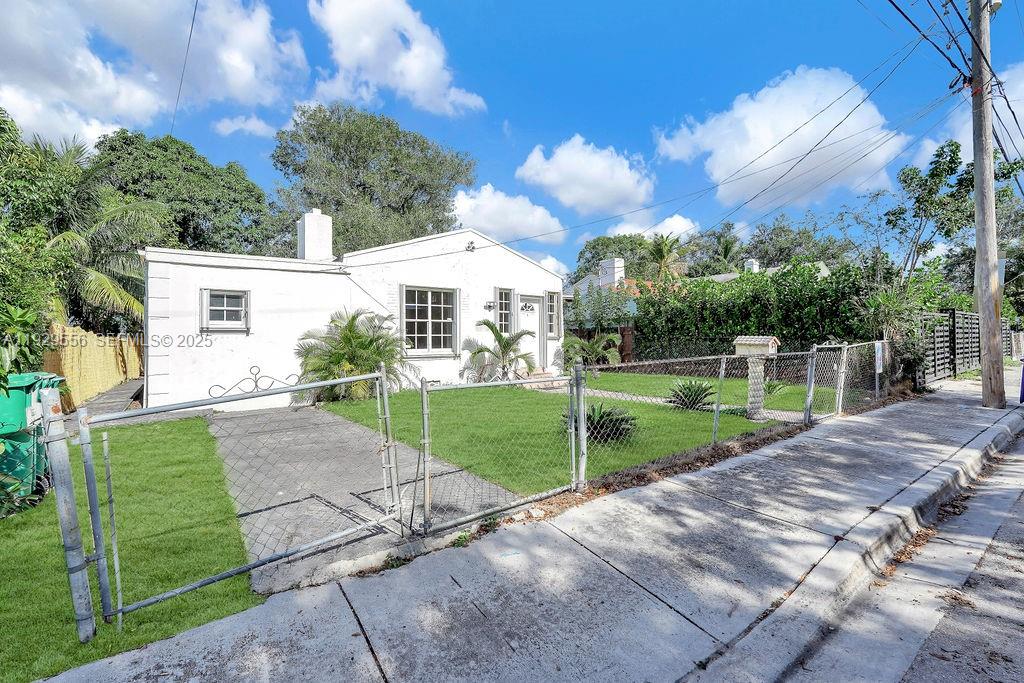 PULLMAN PK - Residential Lease