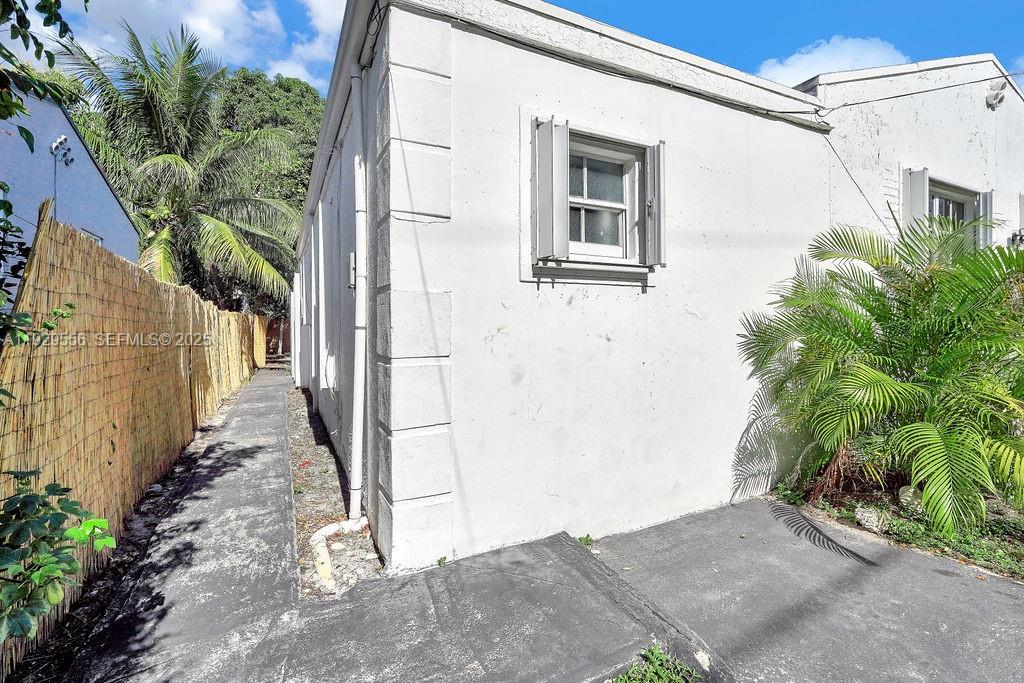 PULLMAN PK - Residential Lease