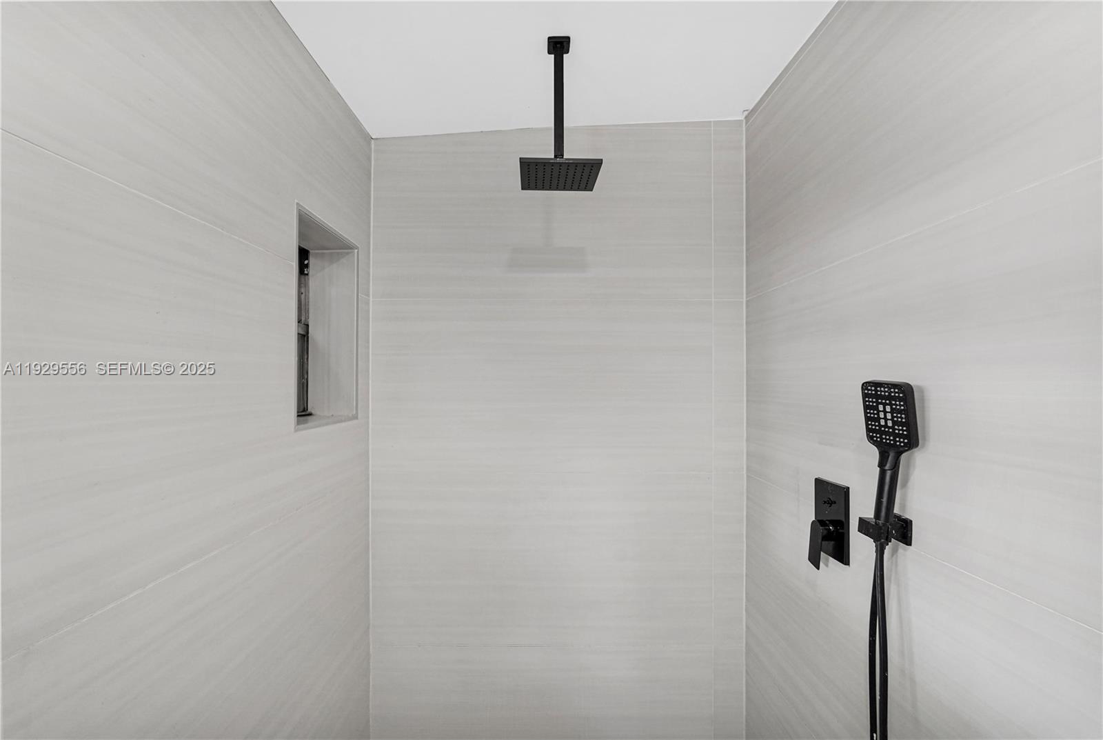 PULLMAN PK - Residential Lease