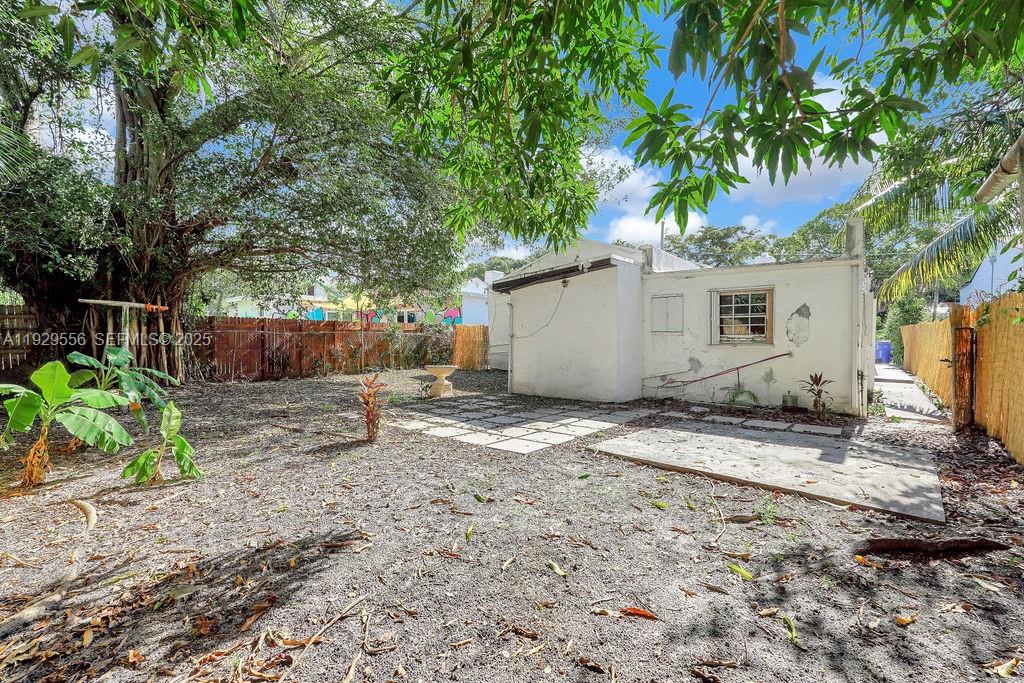 PULLMAN PK - Residential Lease