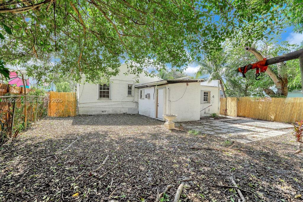 PULLMAN PK - Residential Lease