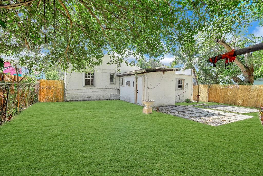 PULLMAN PK - Residential Lease