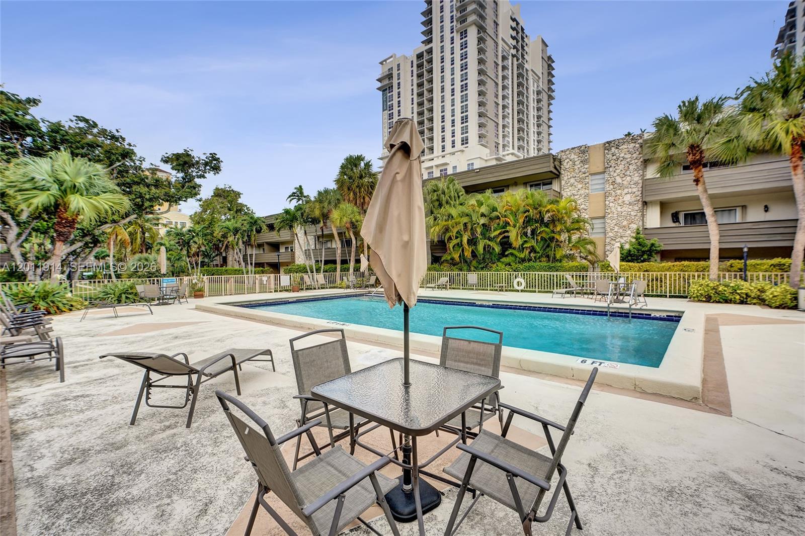 THE LEDGES CONDO - Residential