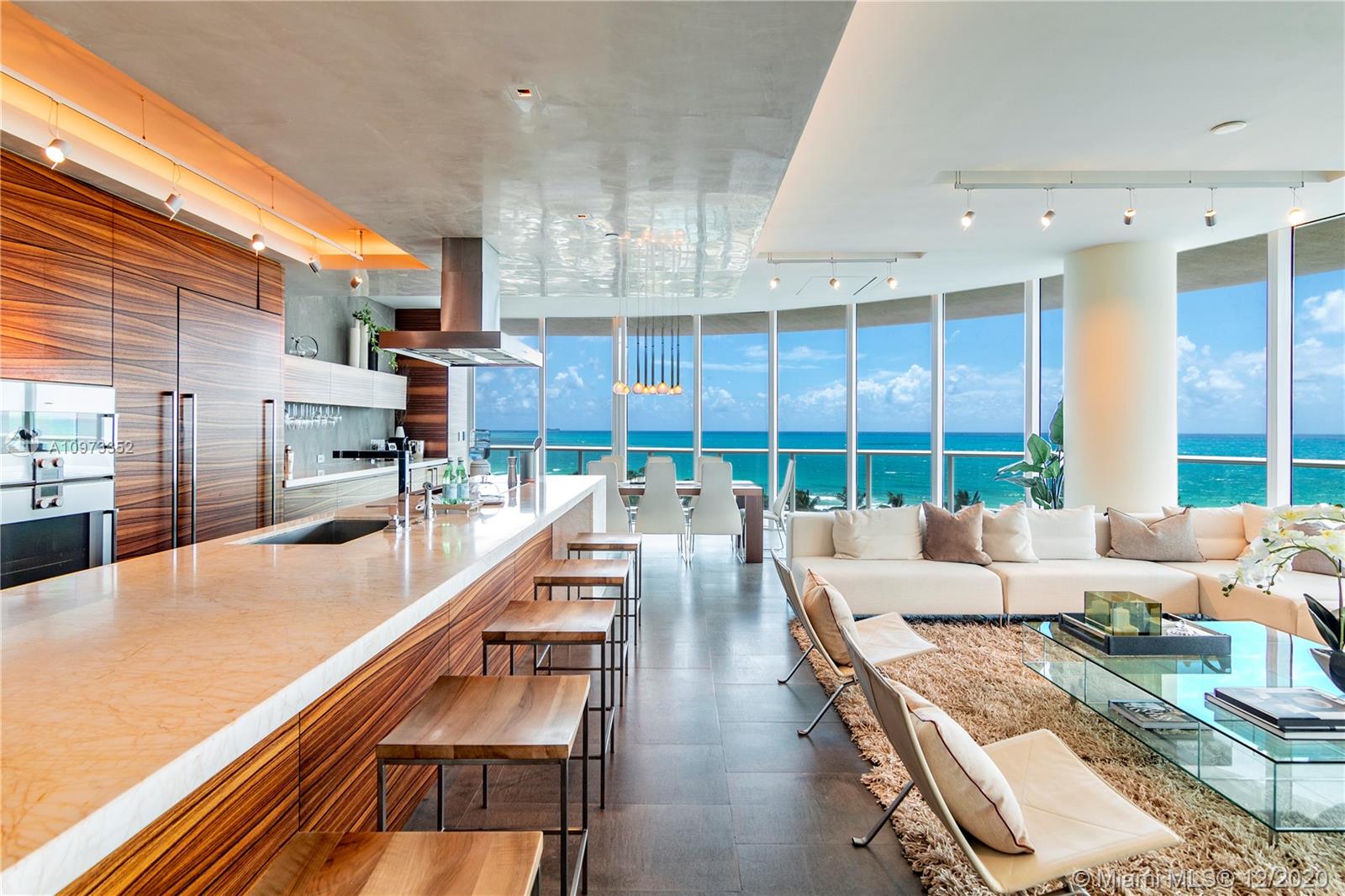 CONTINUUM SOUTH TOWER - Residential